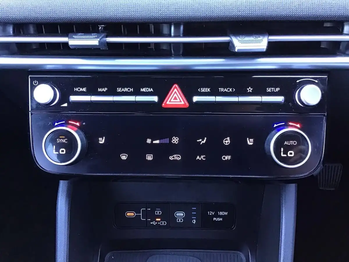 2024-hyundai-tucson-16-t-gdi-premium-160ps-two-tone-roof-big-28