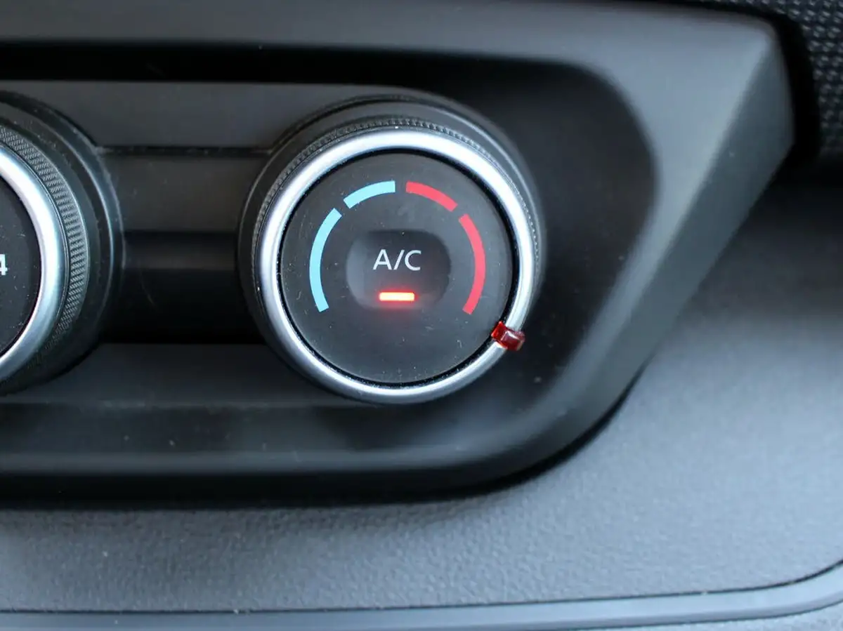 2022-renault-trafic-20dci-sl28-130-business-big-8