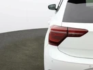 2023-volkswagen-polo-small-42