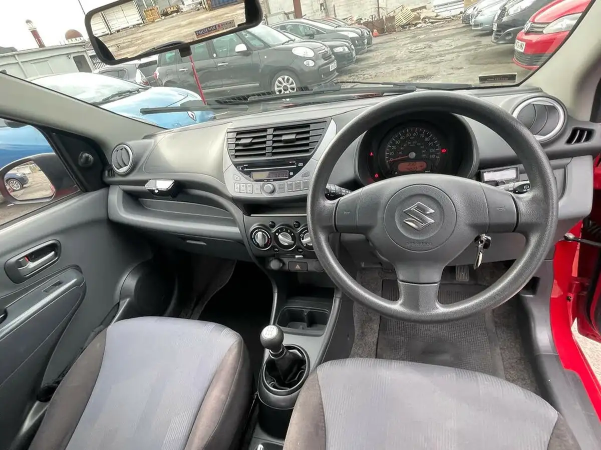 2013-suzuki-alto-10-sz-big-17
