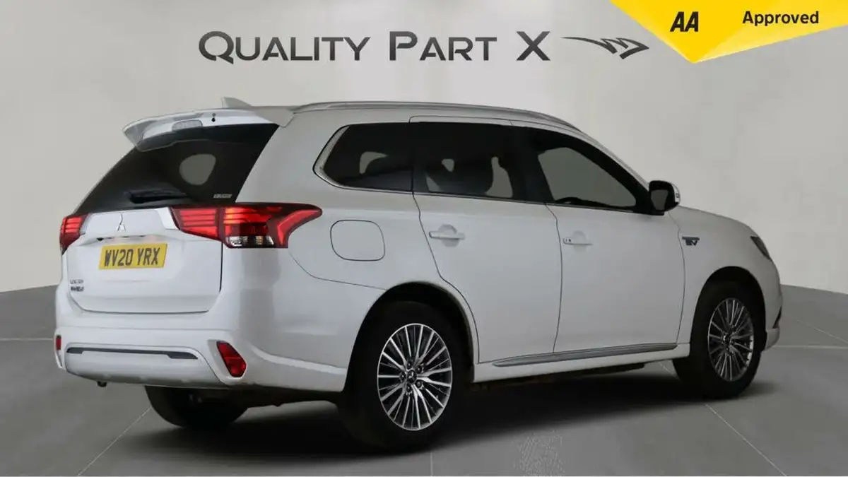 2020-mitsubishi-outlander-24-dynamic-phev-big-6