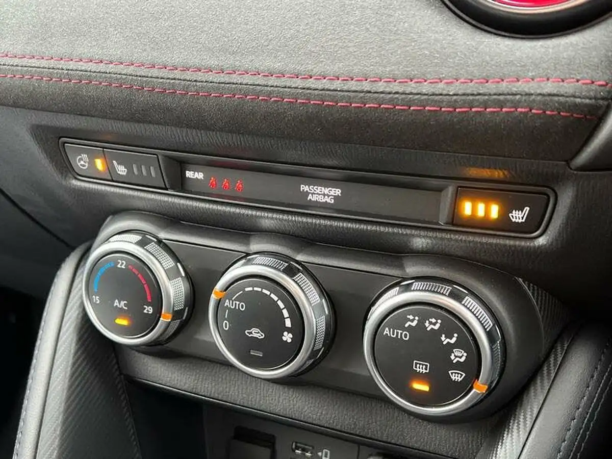 2023-mazda-mazda2-15-e-skyactiv-g-homura-aka-90ps-big-20