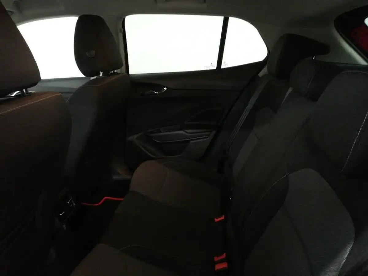 2024-skoda-fabia-10-tsi-colour-edition-116ps-big-5