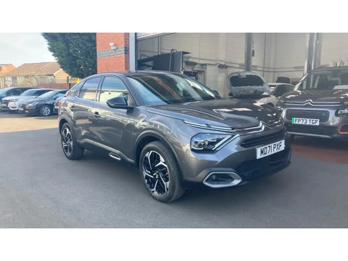 2022-citroen-c4-12-puretech-shine-130ps-big-0