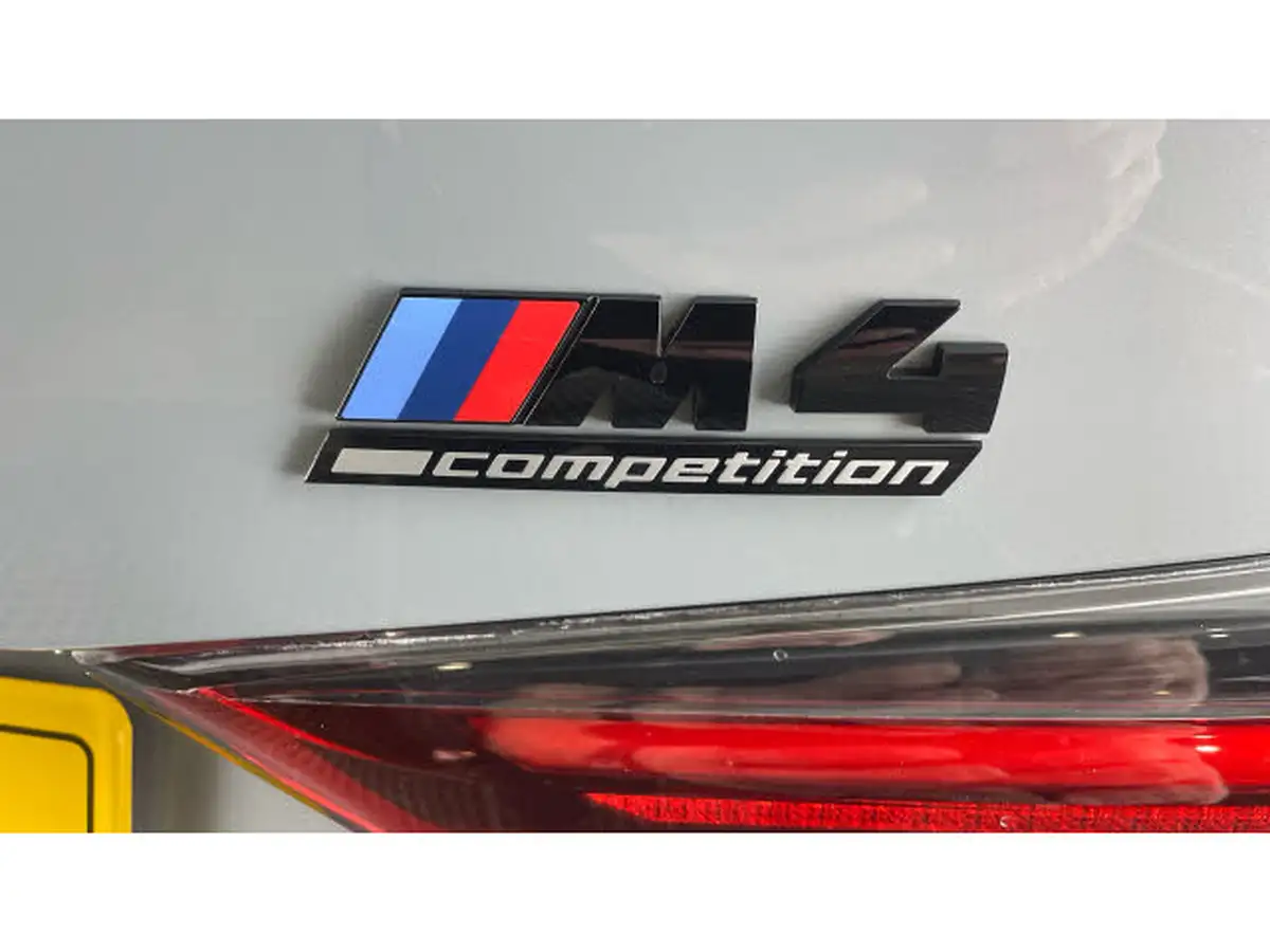 2021-bmw-4-series-30-m4-competition-xdrive-coupe-big-43