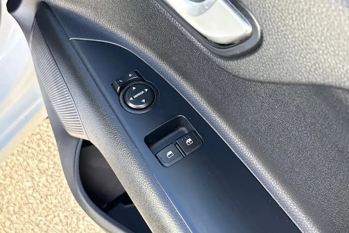 2022-kia-rio-12-dpi-1-adap-big-17