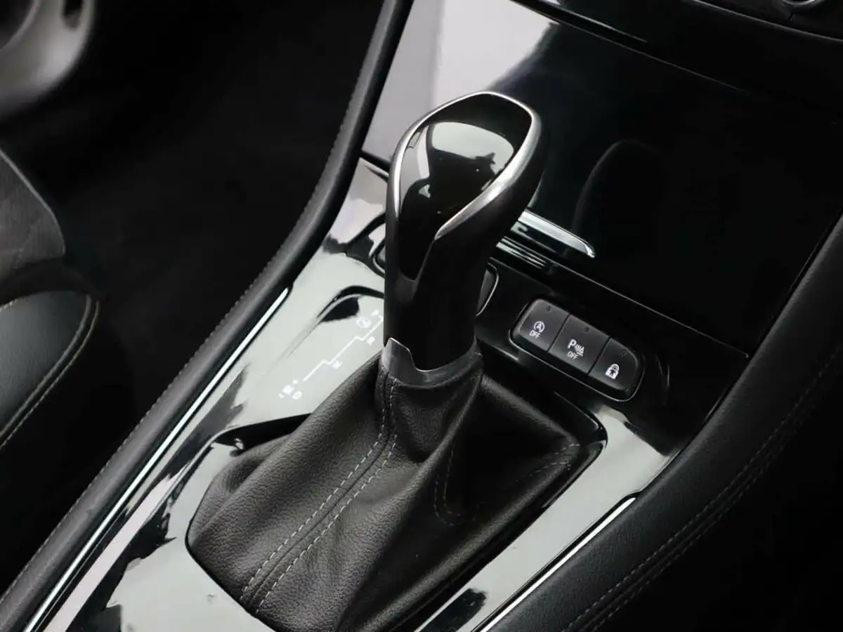 2019-vauxhall-grandland-x-12-sport-nav-auto-big-15