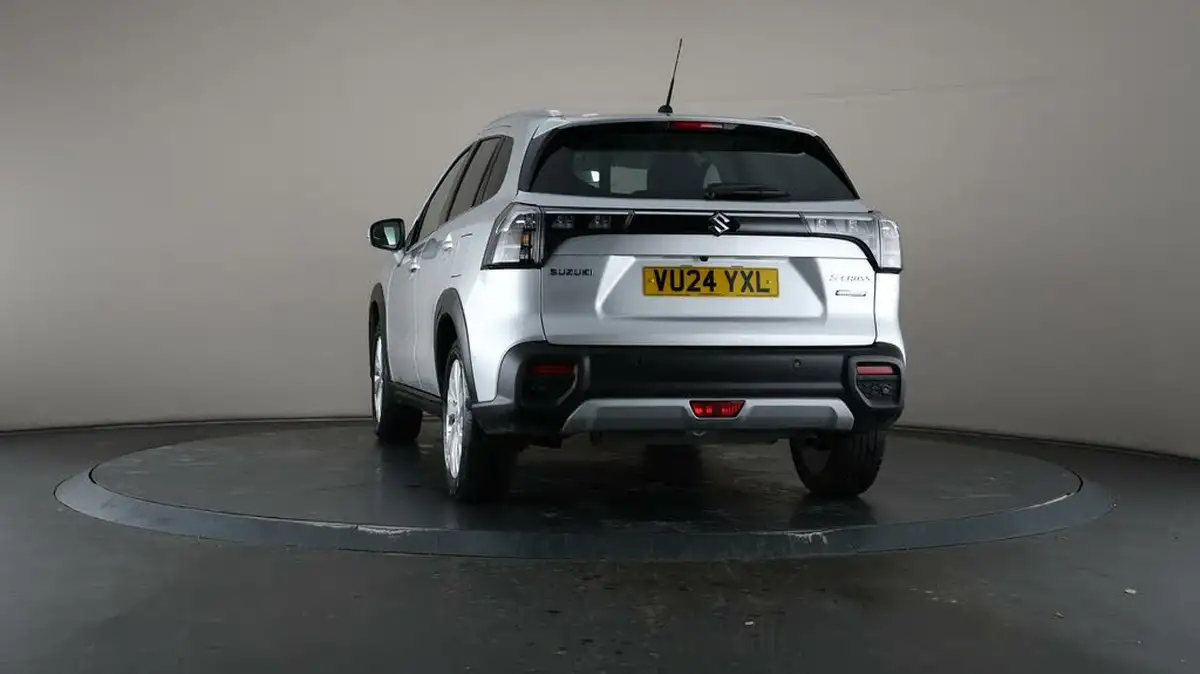 2024-suzuki-s-cross-14-boosterjet-motion-big-35