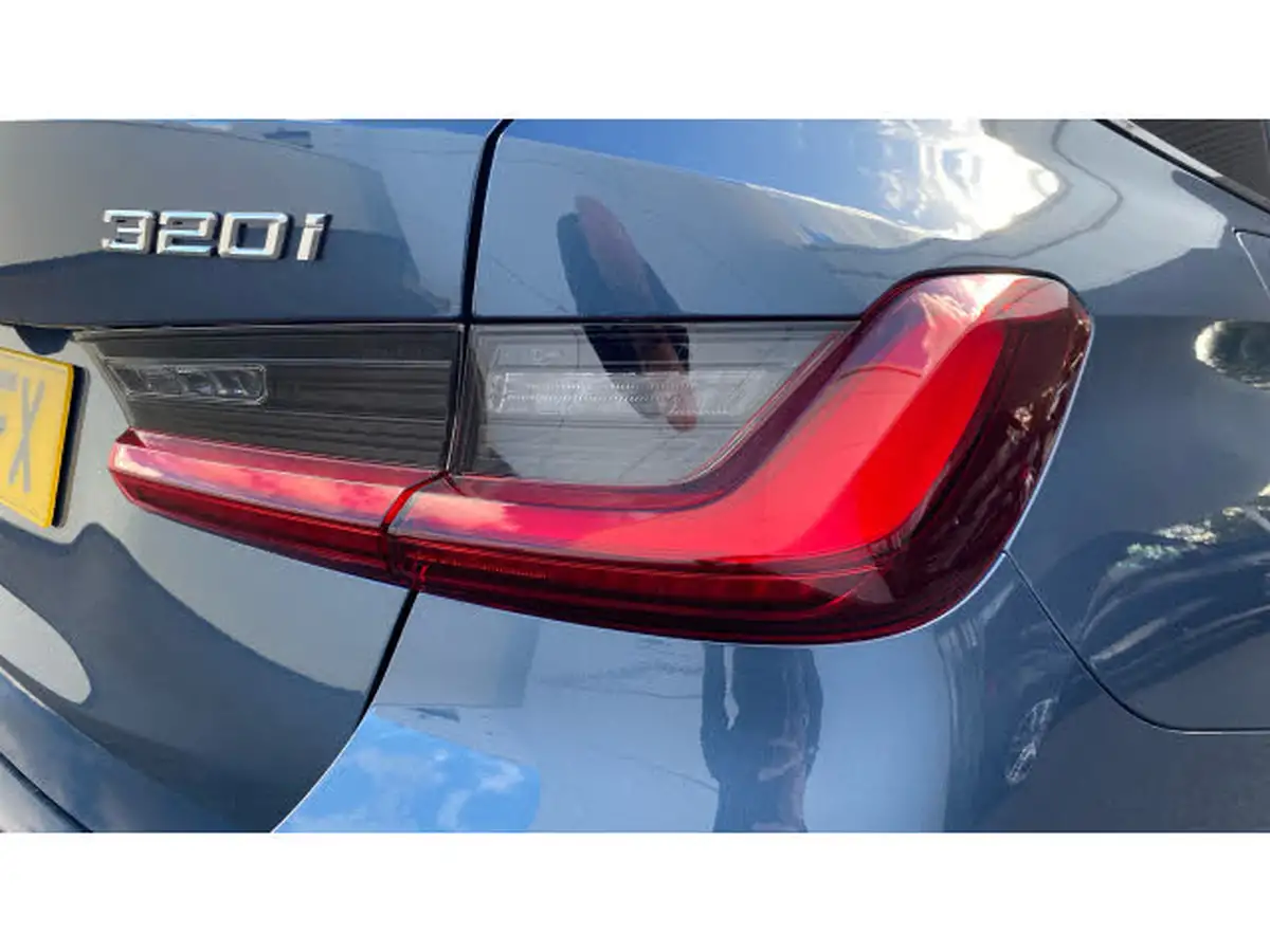 2024-bmw-3-series-20-320i-m-sport-touring-5d-big-21