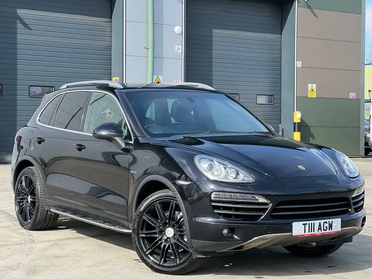 2012-porsche-cayenne-30-s-big-2