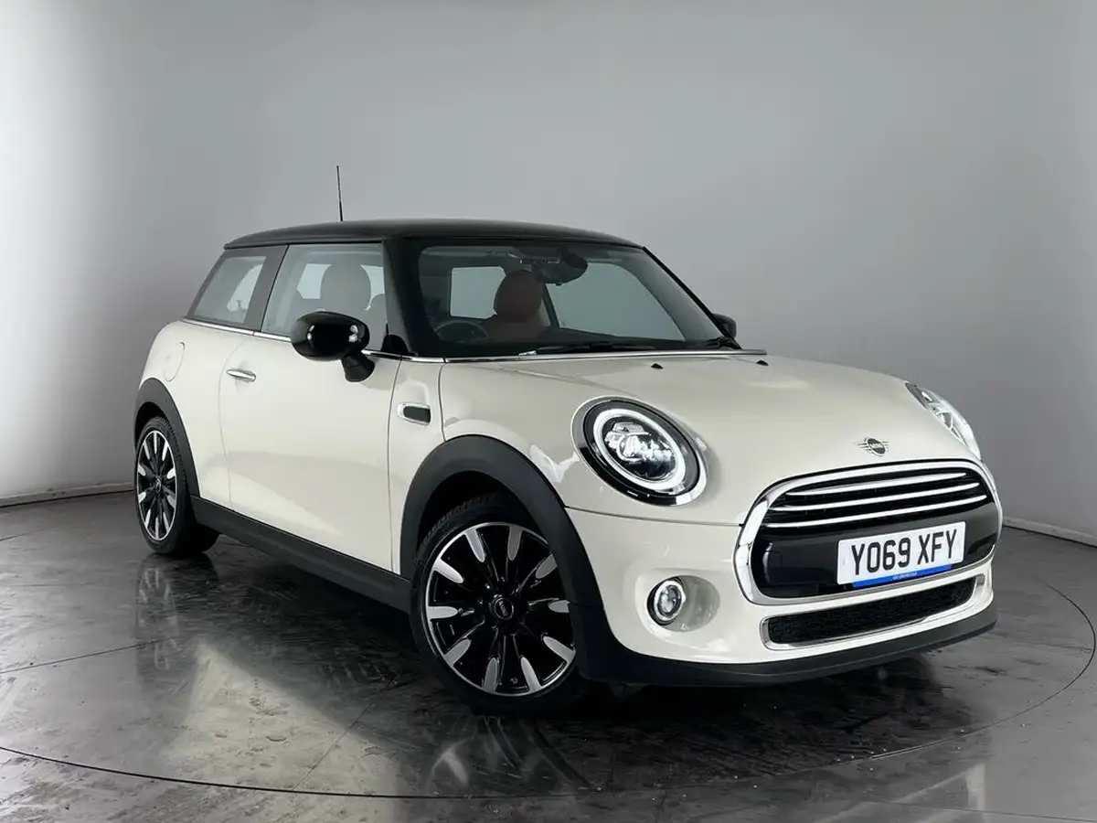 2019-mini-cooper-15-cooper-exclusive-134bhp-hatchback-3d-big-40