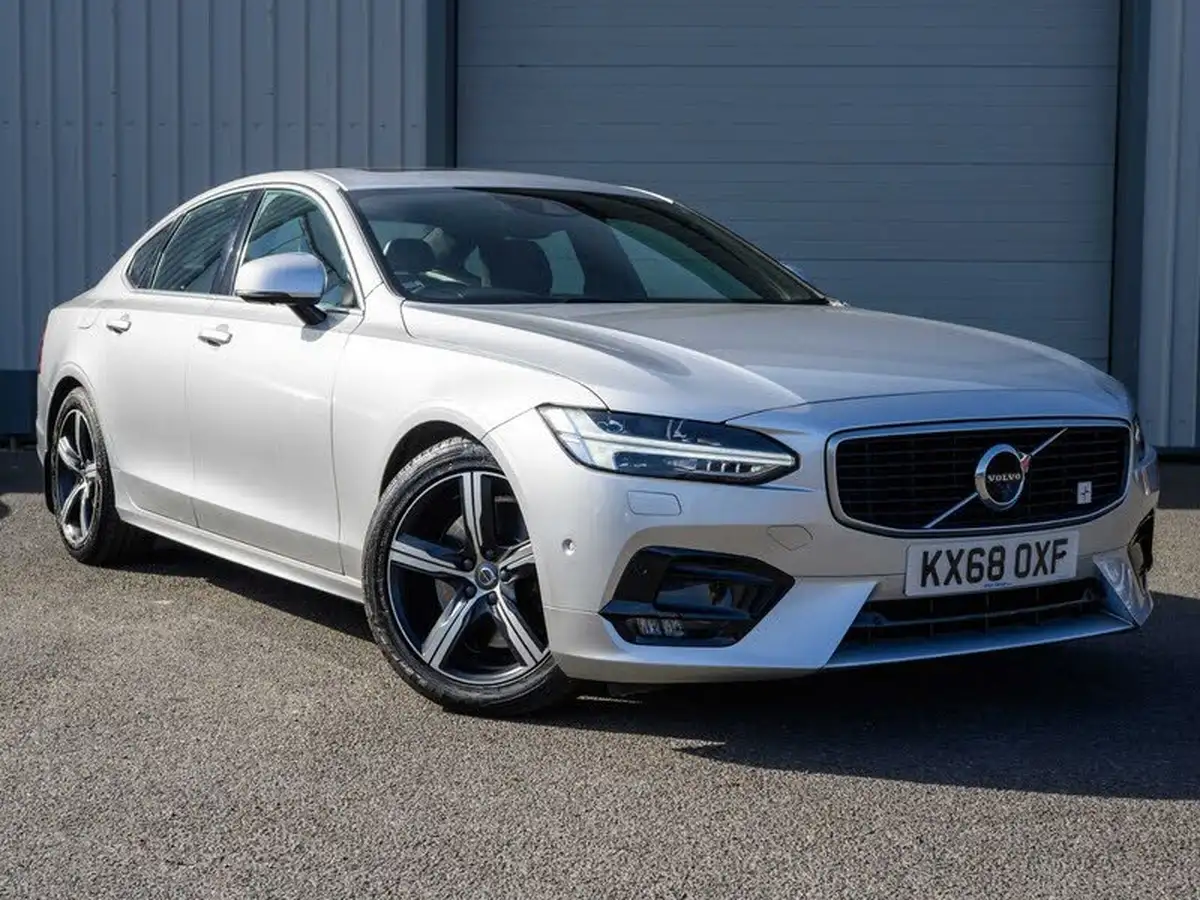 2018-volvo-s90-20td-d5-r-design-4x4-big-0
