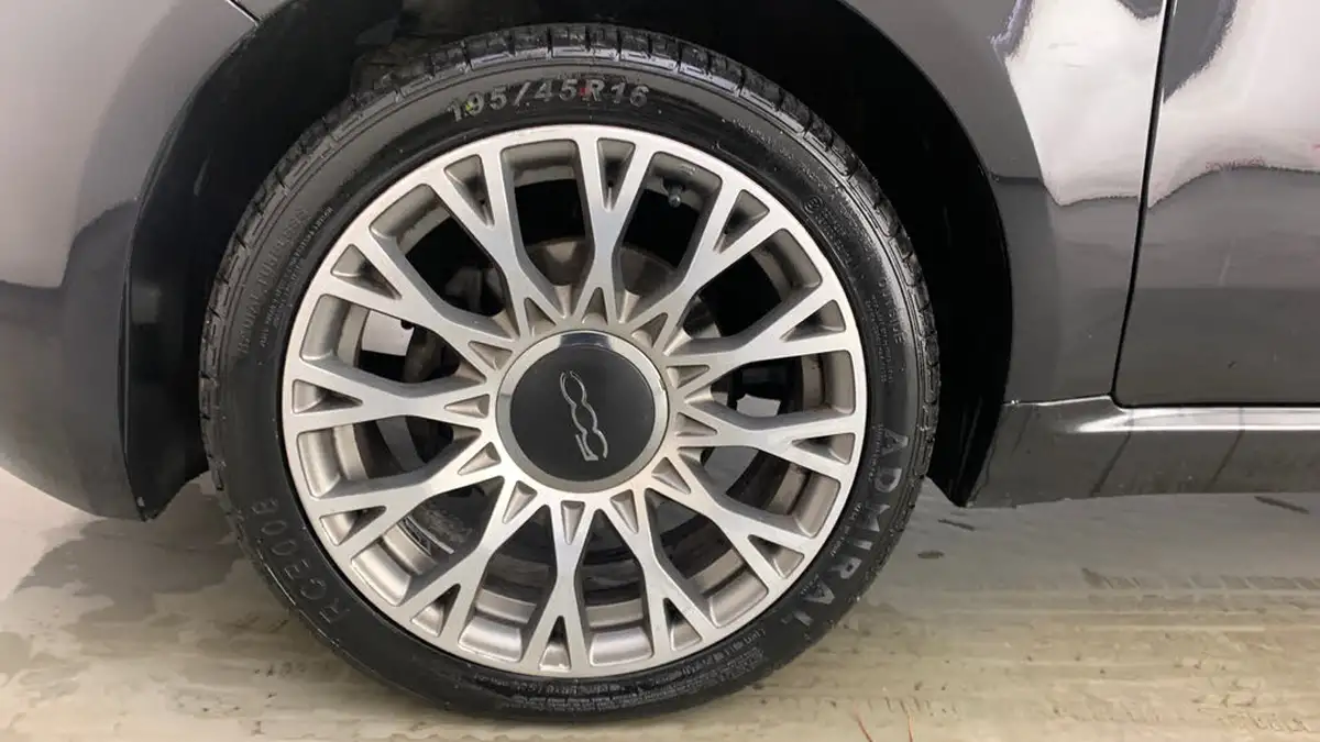 2019-fiat-500-12-star-big-5