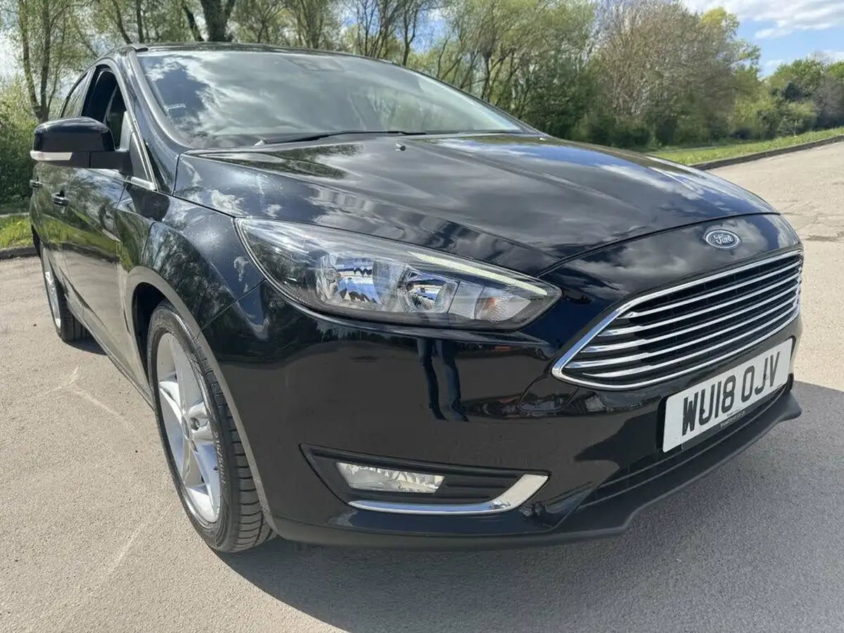 2018-ford-focus-10t-titanium-125ps-hatchback-big-31