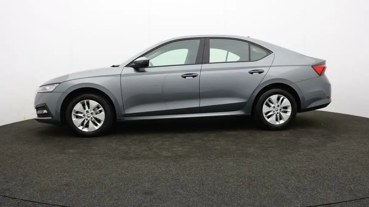 2023-skoda-octavia-10-tsi-e-tec-se-technology-110ps-hatchback-big-59