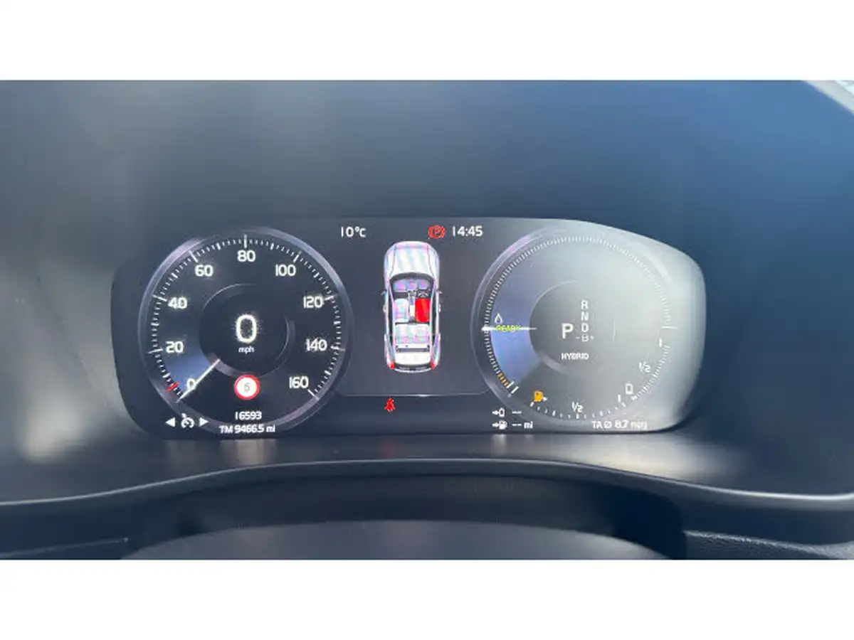 2021-volvo-xc40-15-t5-inscription-262bhp-big-10