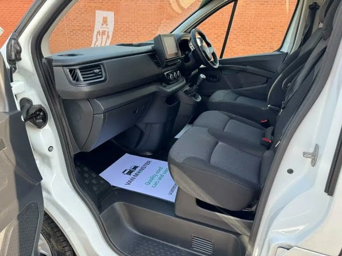 2023-renault-trafic-20dci-sl28-130-business-big-30