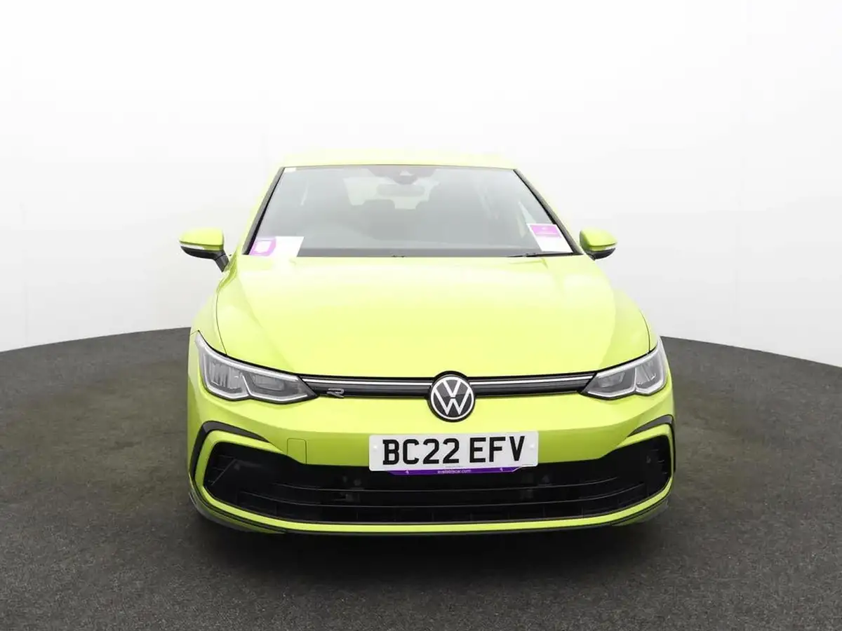 2022-volkswagen-golf-15-tsi-r-line-130ps-hatchback-big-1