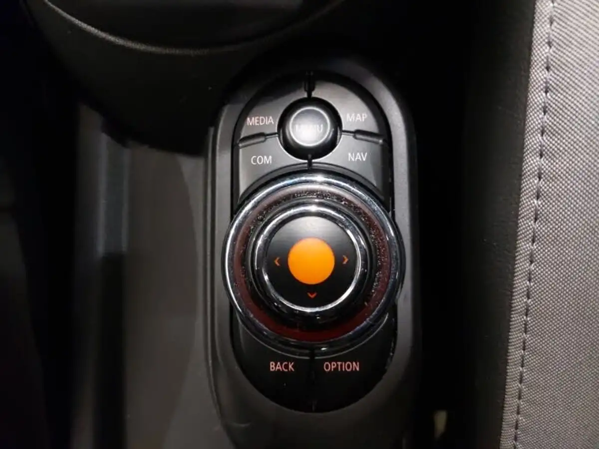 2019-mini-cooper-20-john-cooper-works-comfortnav-hatchback-3d-auto-big-14