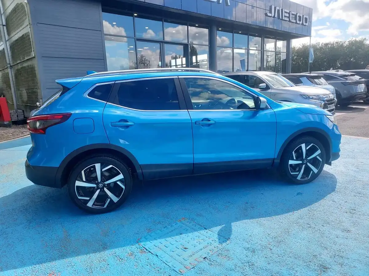 2019-nissan-qashqai-13-dig-t-tekna-160ps-big-7