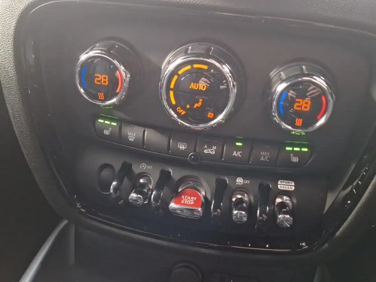 2021-mini-clubman-20-cooper-s-exclusive-sport-auto-big-16