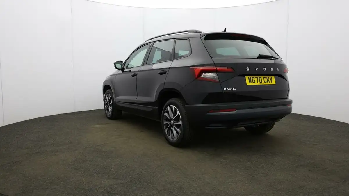 2020-skoda-karoq-15-tsi-se-drive-dsg-big-35