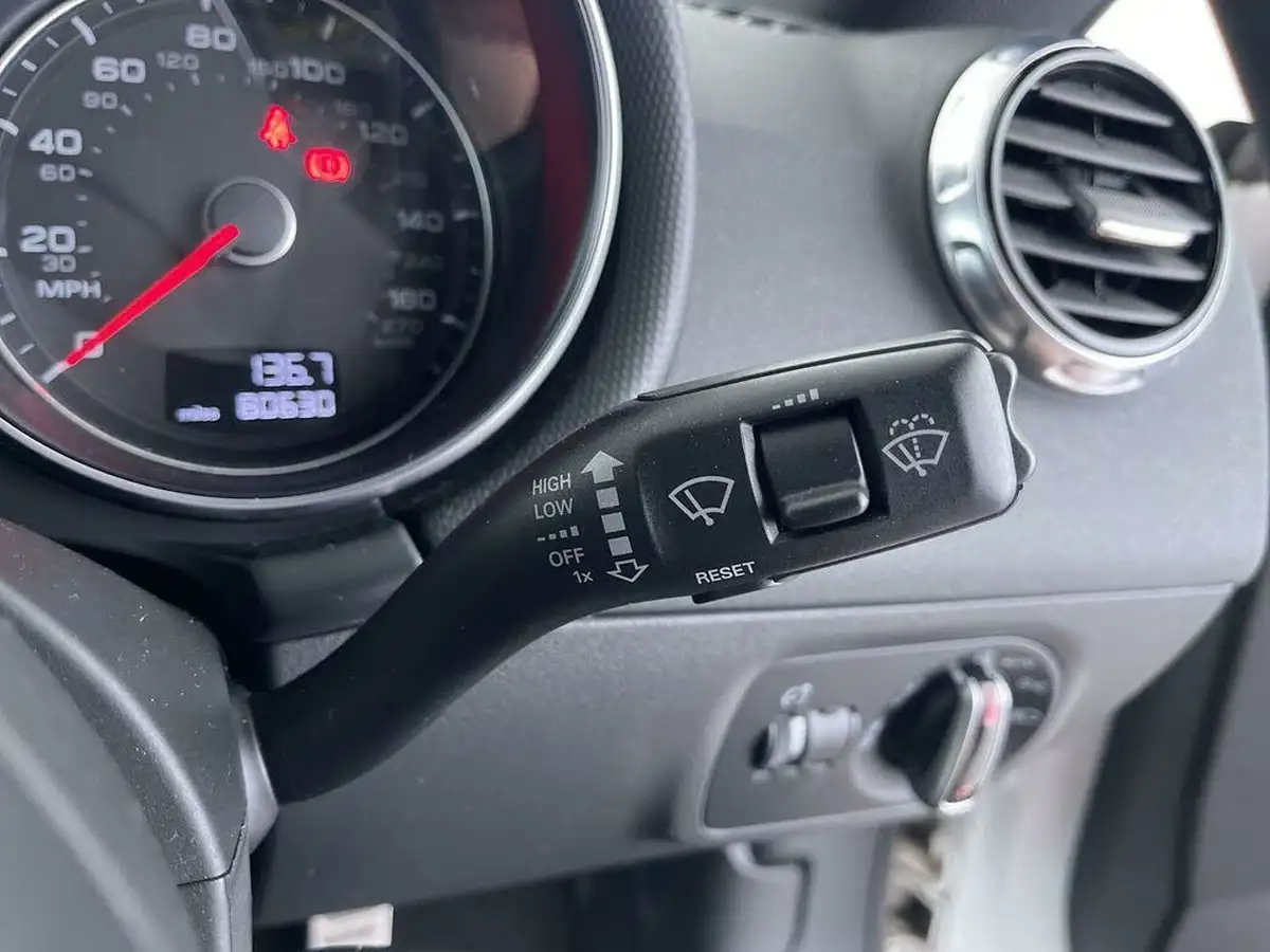 2014-audi-tt-coupe-20-tfsi-black-edition-big-35