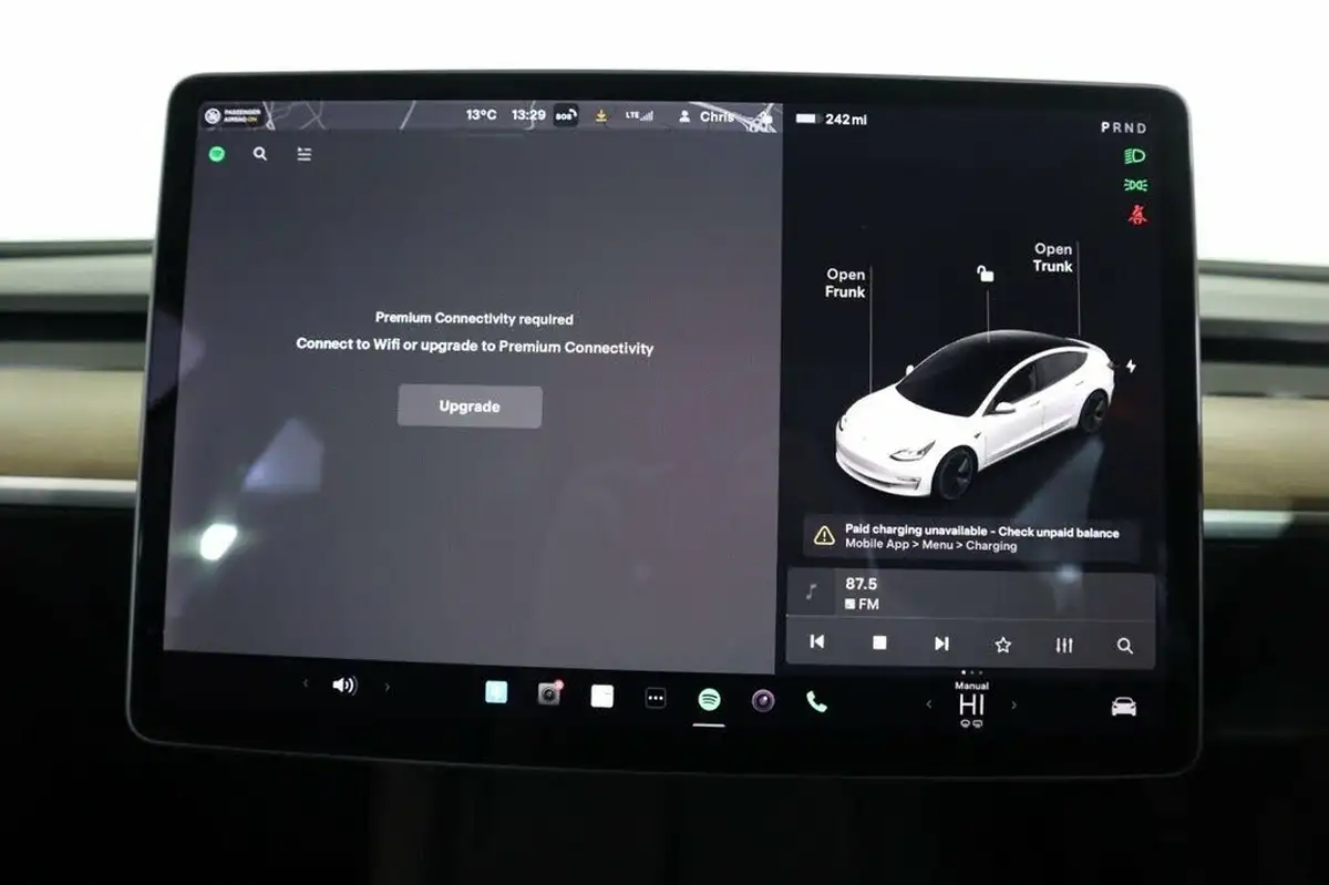 2021-tesla-model-3-e-long-range-4x4-big-27