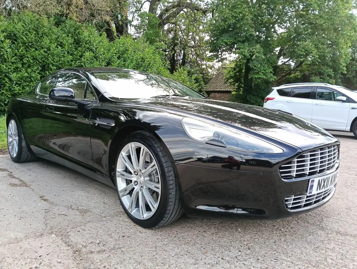 2011-aston-martin-rapide-s-v12-60-big-4