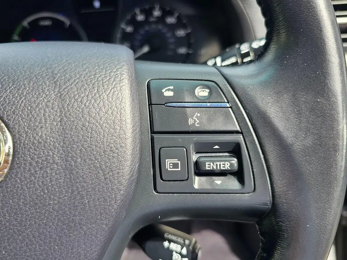 2011-lexus-rx-450h-35-se-i-4x4-big-43