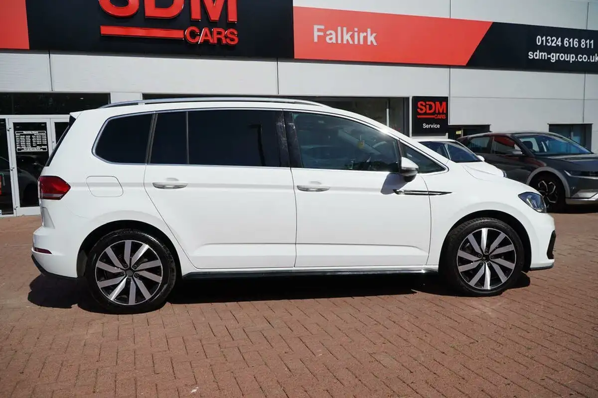2019-volkswagen-touran-15-tsi-r-line-dsg-big-15