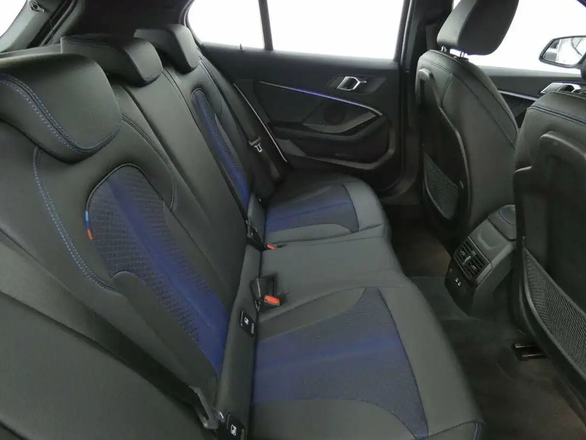2022-bmw-1-series-15-118i-m-sport-lcp-big-20