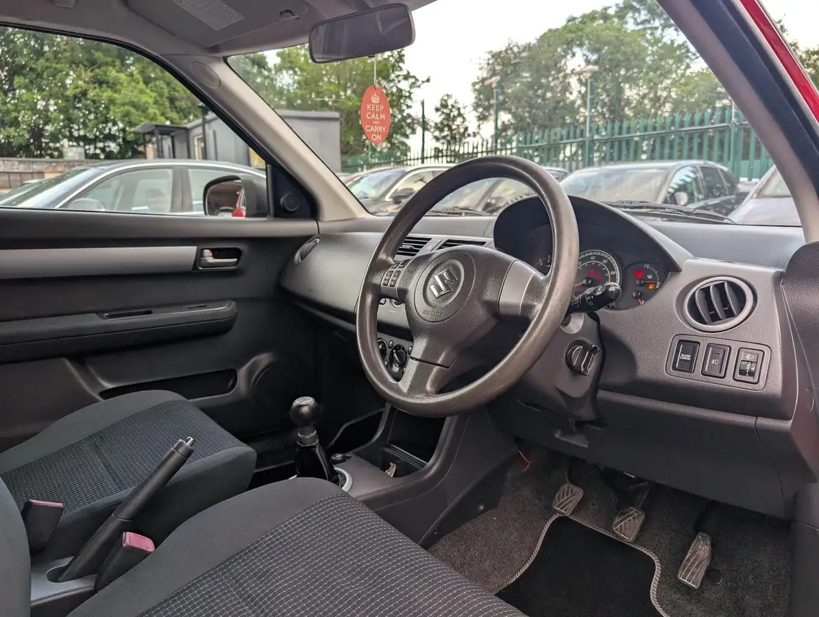2008-suzuki-swift-15-glx-3d-big-13