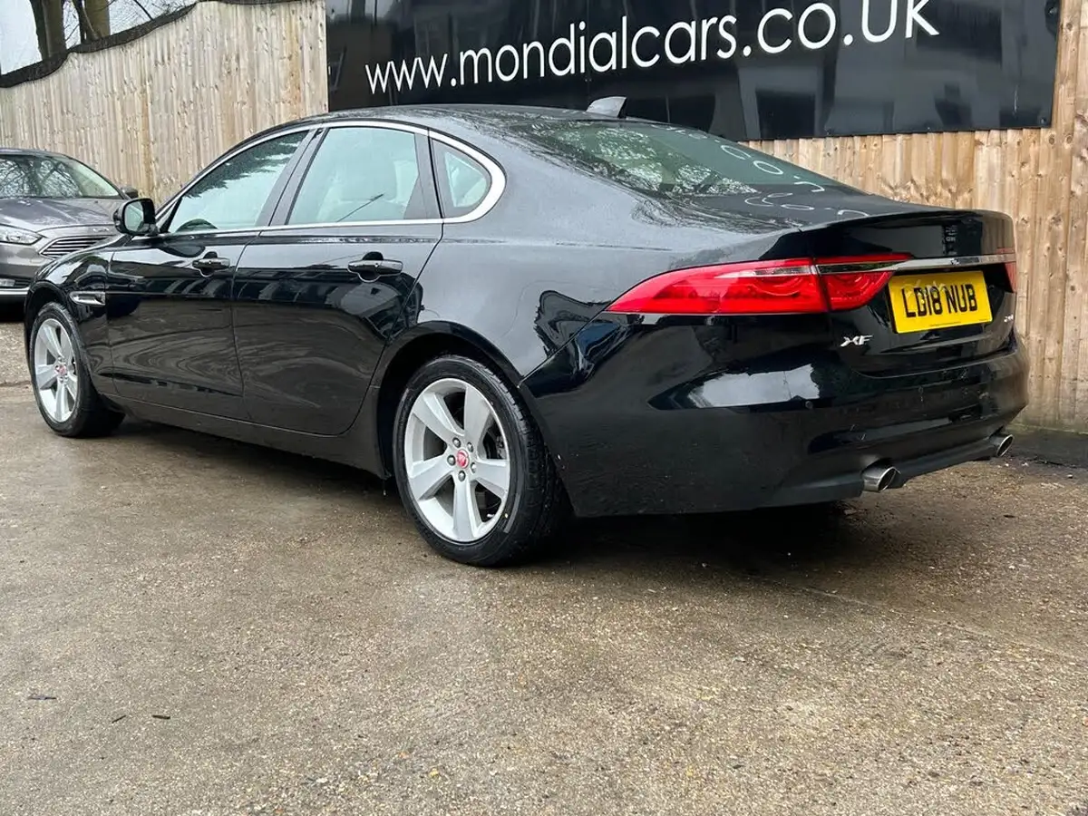 2018-jaguar-xf-20i-portfolio-200ps-saloon-4d-1999cc-big-19