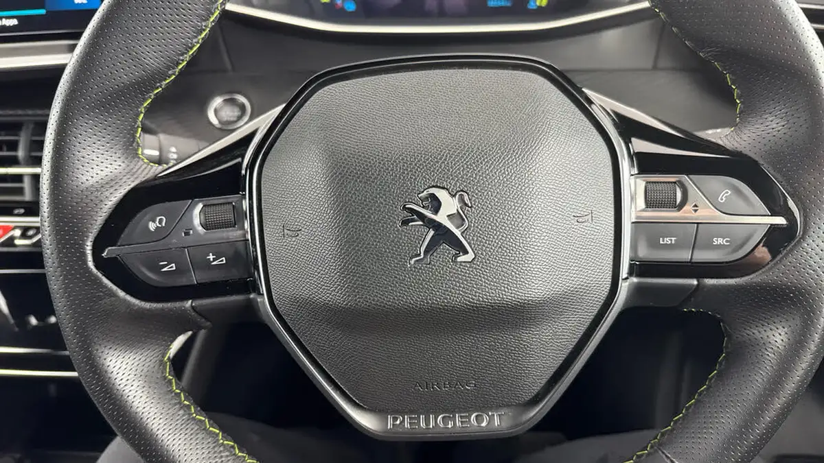 2021-peugeot-208-e-gt-50kwh-big-20