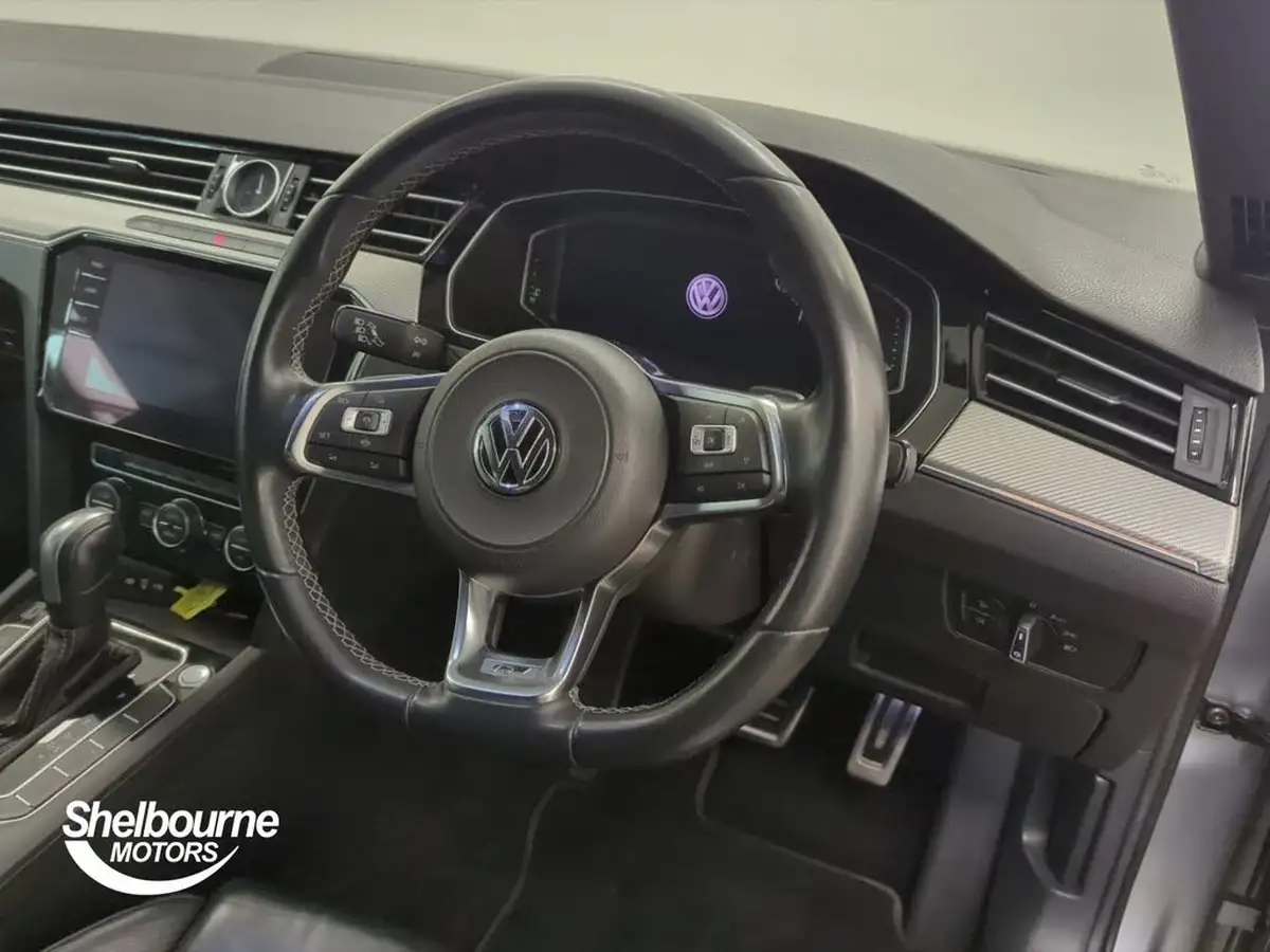 2019-volkswagen-arteon-big-3