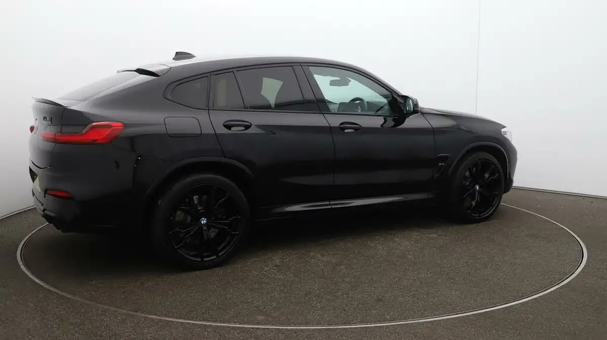 2019-bmw-x4-30-m-competition-big-55