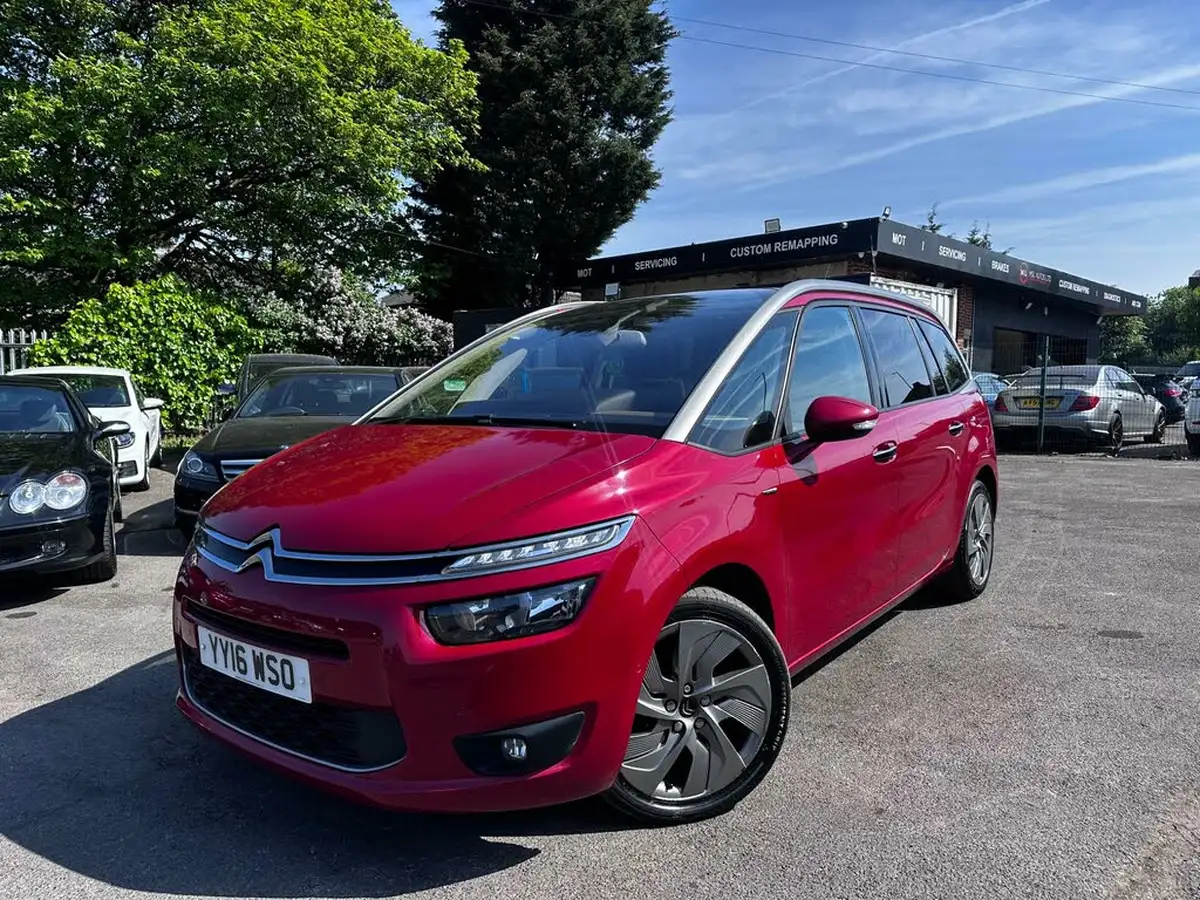 2016-citroen-grand-c4-picasso-20bluehdi-exclusive-big-1
