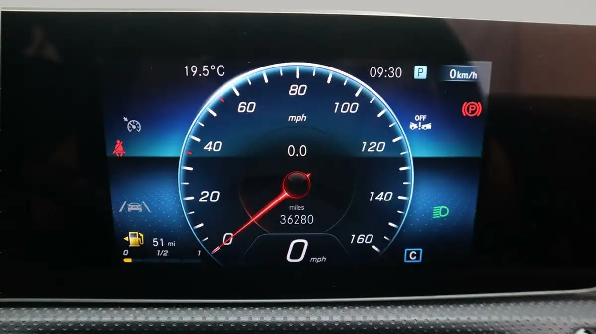 2019-mercedes-benz-a-class-13-a180-sport-executive-hatchback-5d-1332cc-7g-dct-big-10