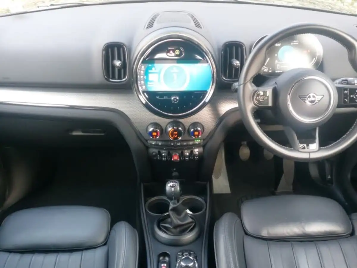 2021-mini-countryman-15-cooper-exclusive-big-6