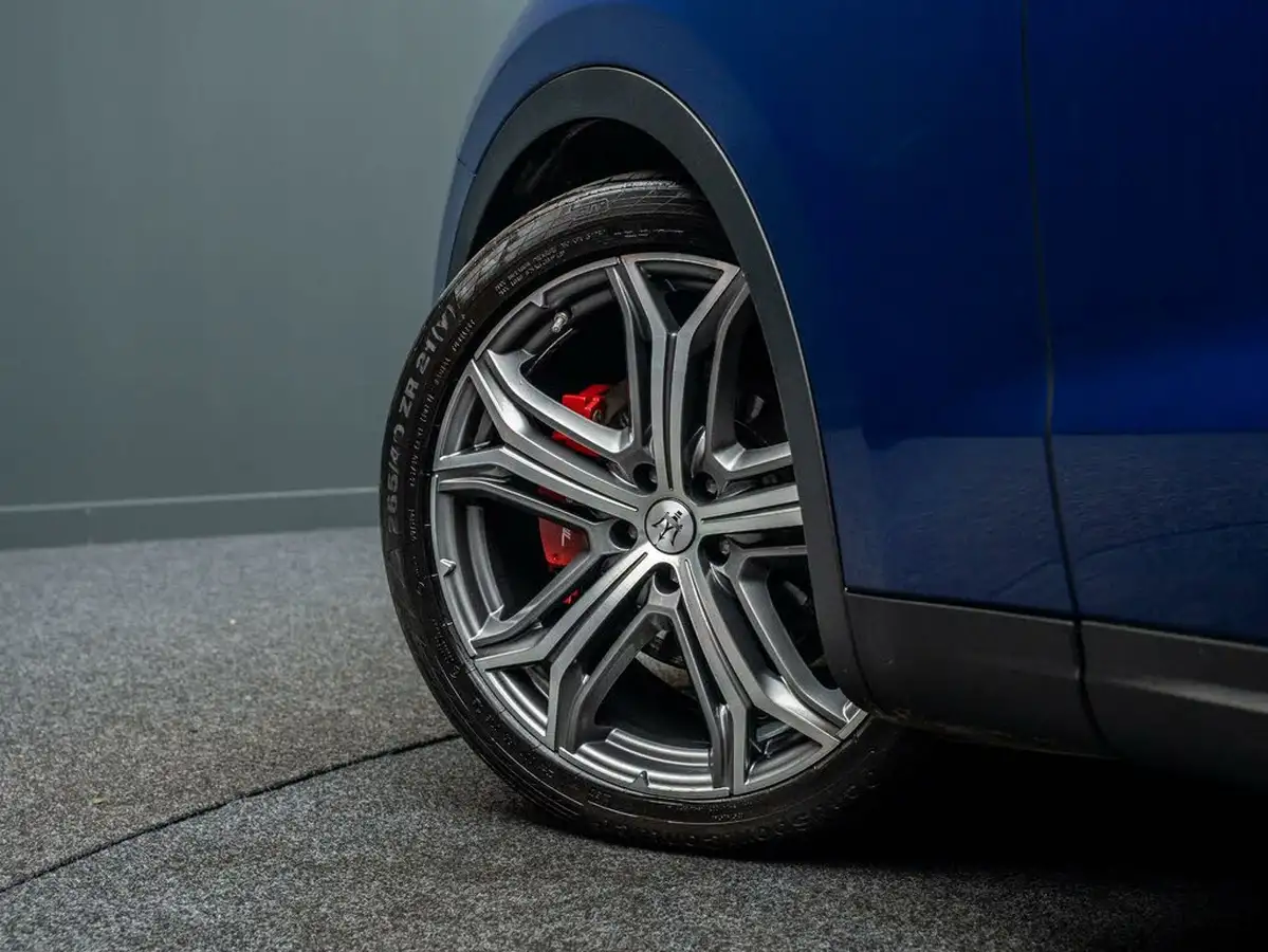 2020-maserati-levante-30-big-12
