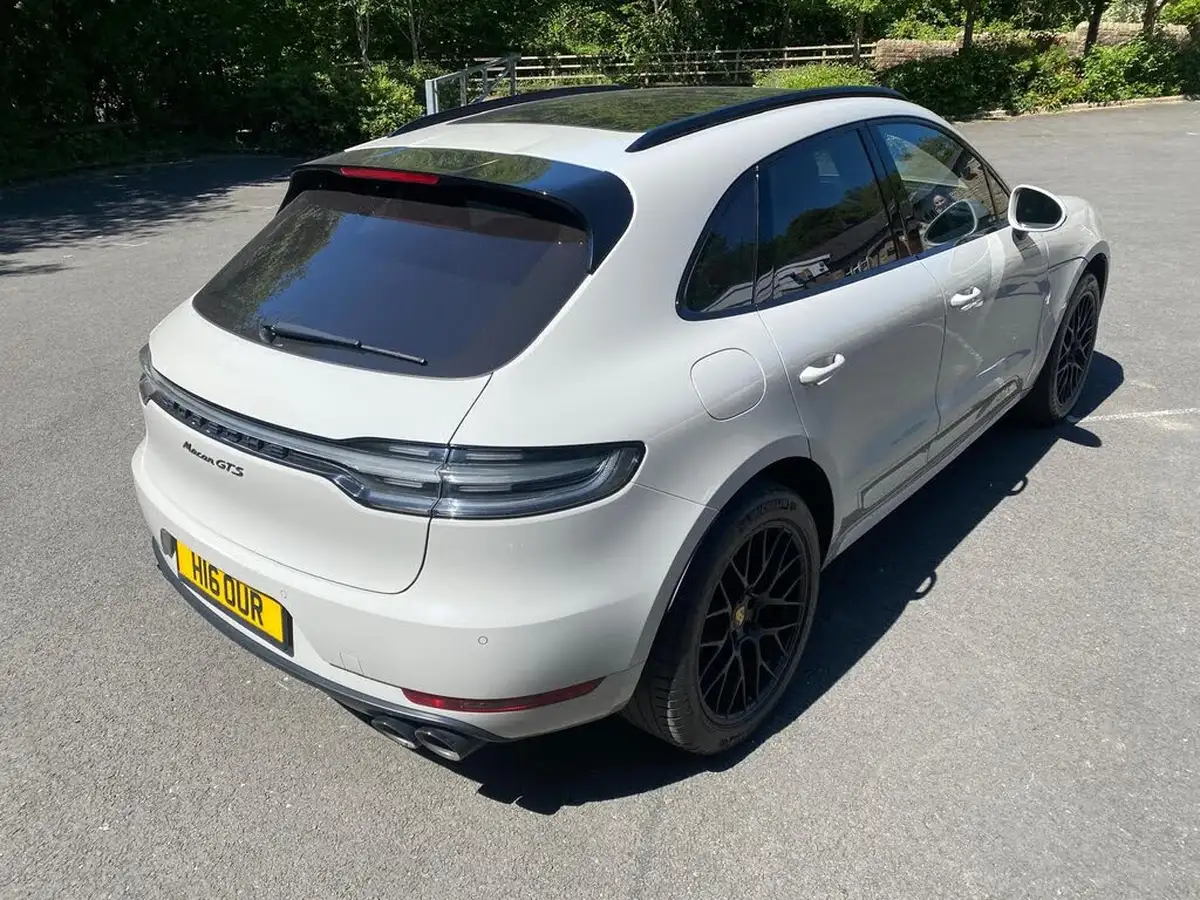 2020-porsche-macan-29-v6-gts-big-11