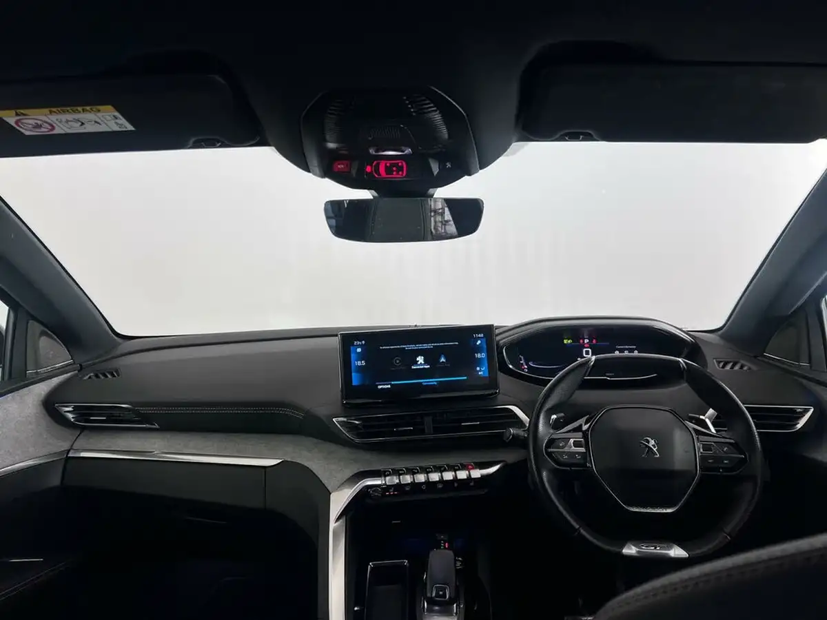 2022-peugeot-5008-suv-12-puretech-gt-premium-big-21