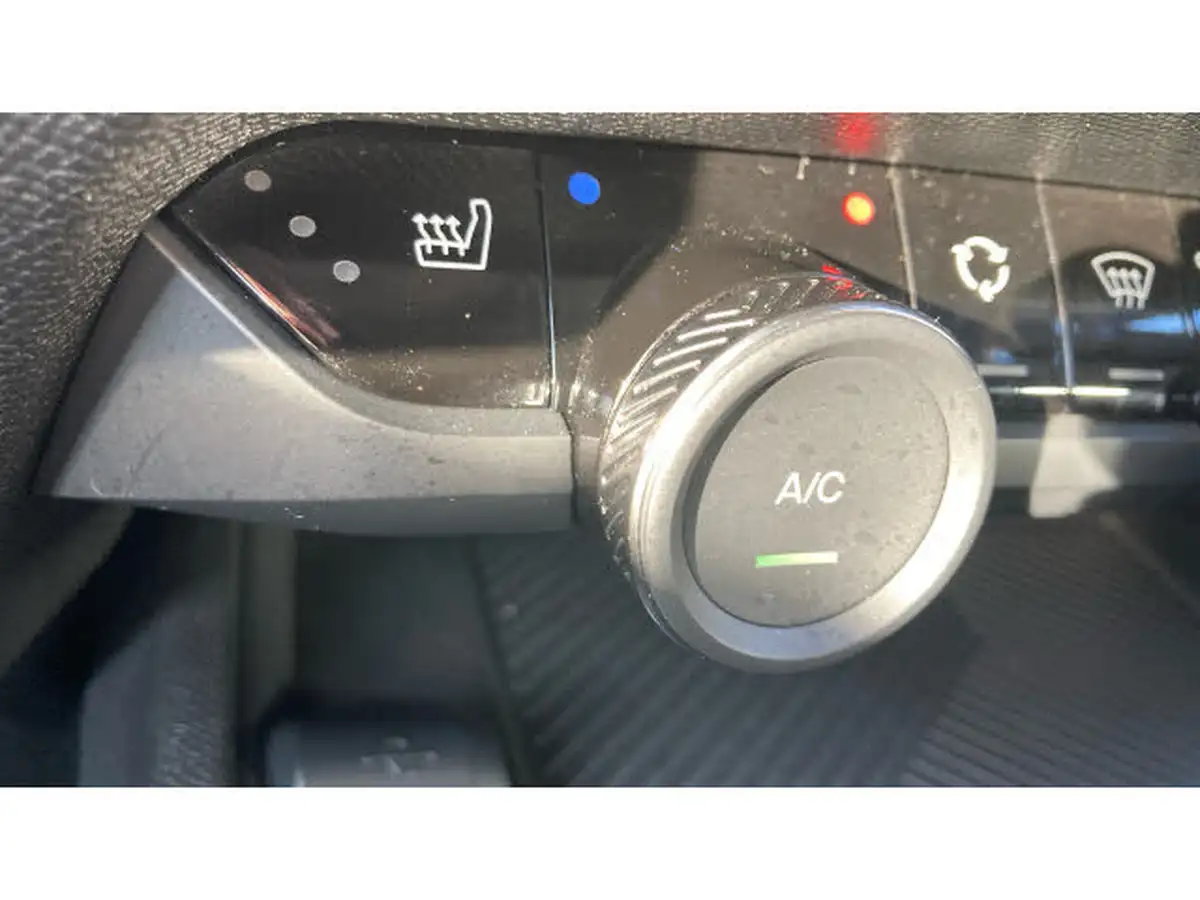 2023-citroen-c4-12-puretech-c-series-edition-big-31