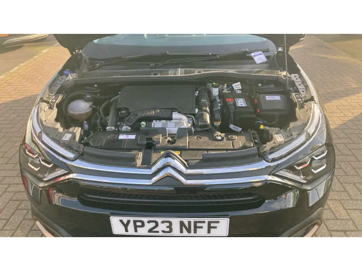 2023-citroen-c4-12-puretech-c-series-edition-big-7