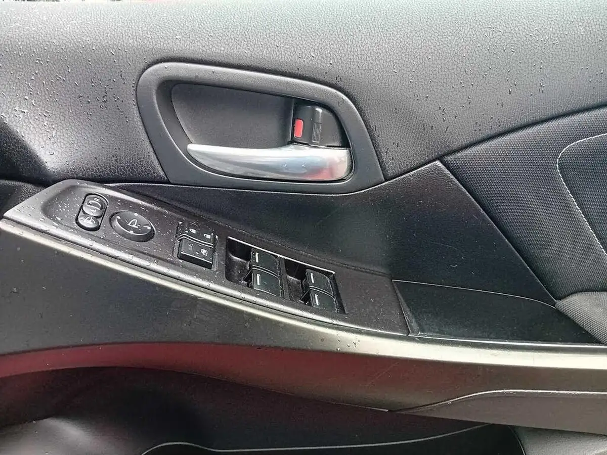 2015-honda-civic-18-se-plus-honda-connect-hatchback-auto-big-28