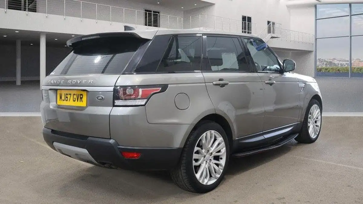 2017-land-rover-range-rover-sport-20sd4-hse-240ps-big-10