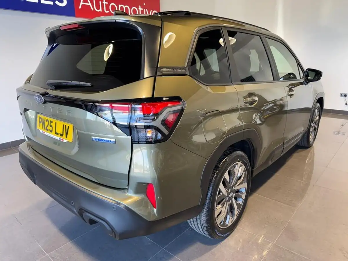 2025-subaru-forester-20-e-boxer-touring-big-5