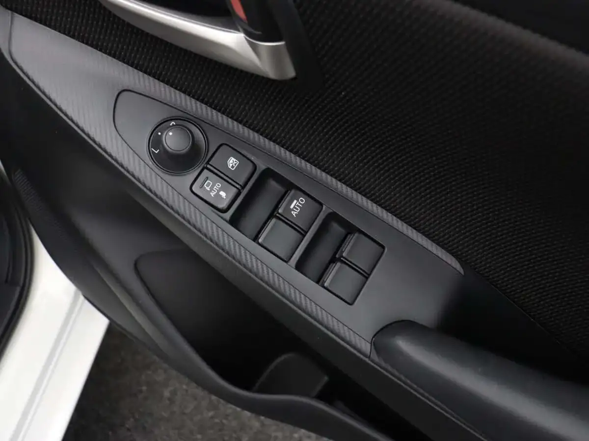 2020-mazda-mazda2-15-skyactiv-g-se-l-nav-big-20