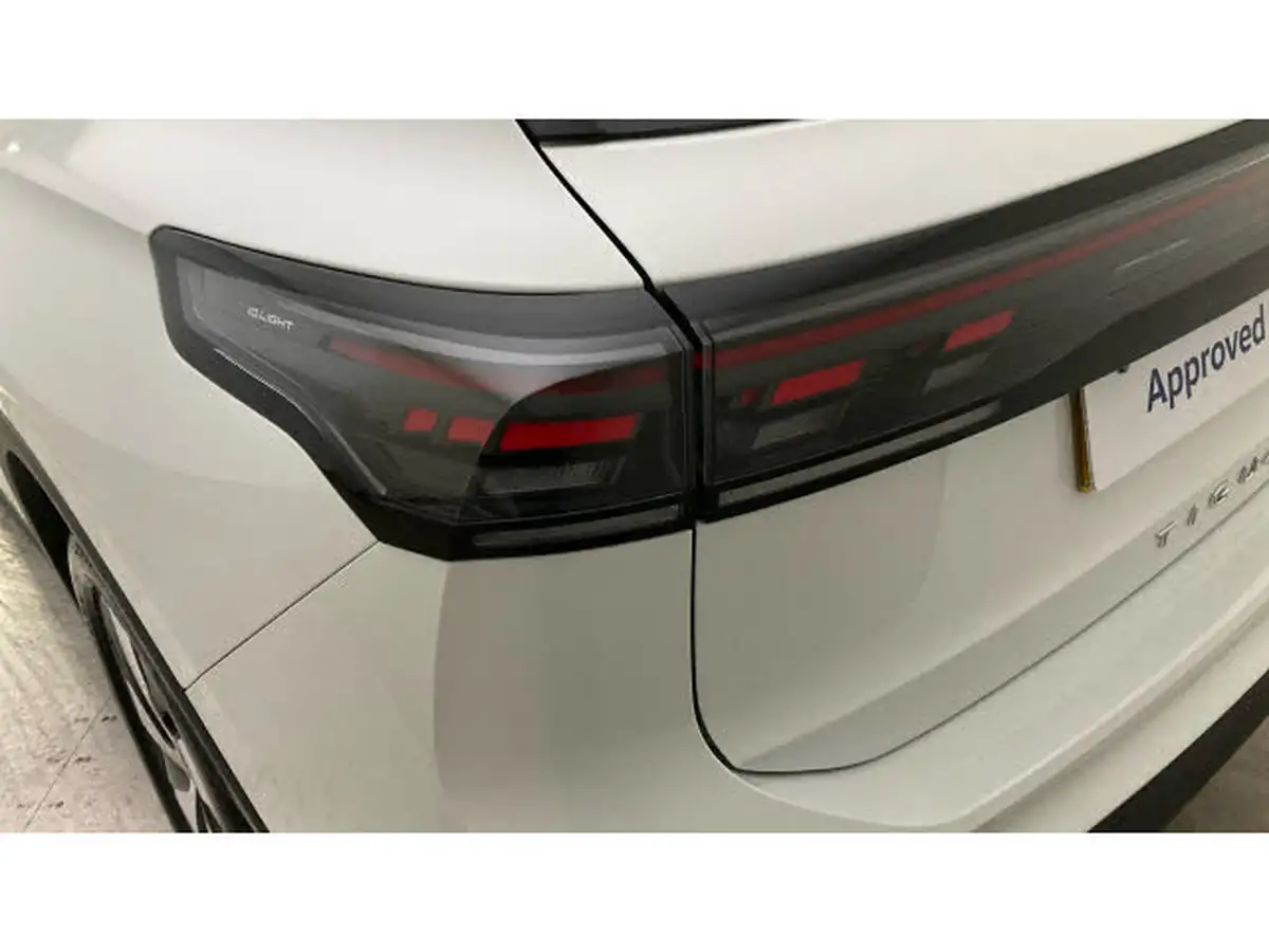 2025-volkswagen-tiguan-15-etsi-match-150ps-big-42